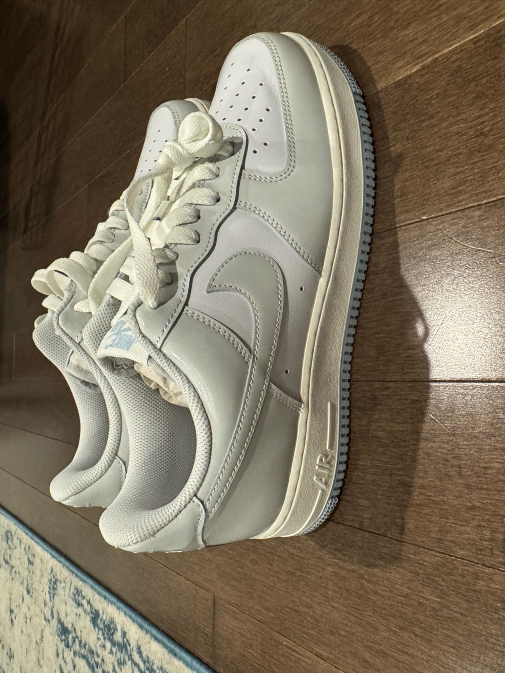 Nike Mens AF1 white grey light blue size 10.5